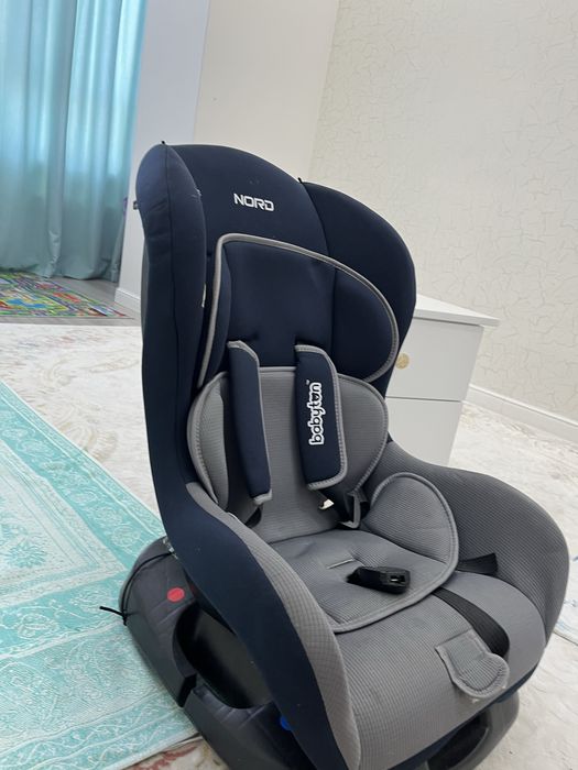 Автокресло babyton