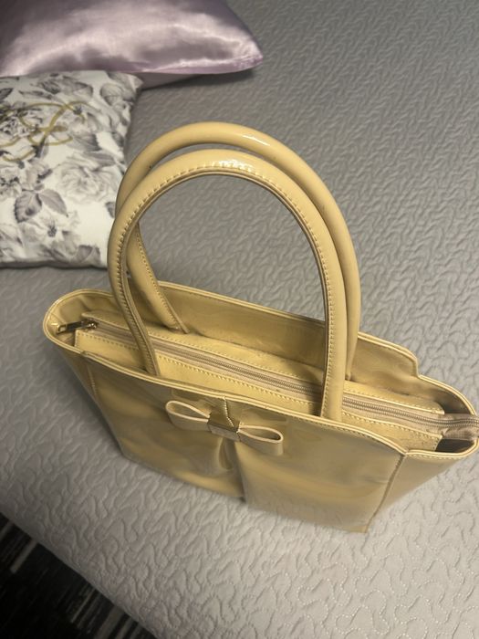 Нова Дамска чанта