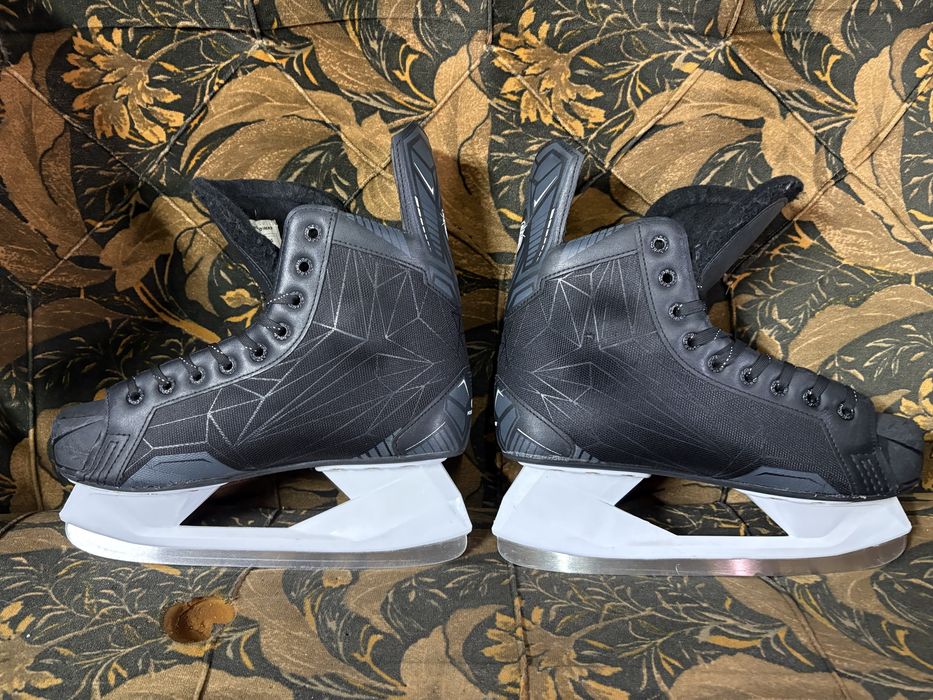 Коньки б/у 44размер жакдайы жаксы