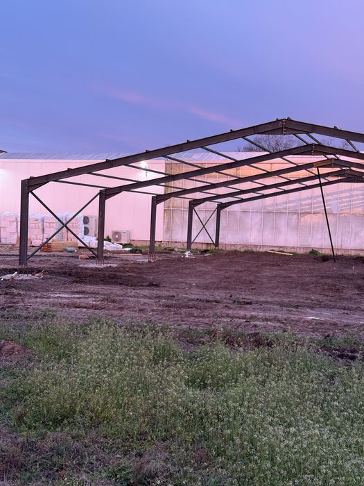 Vand hala metalica completa