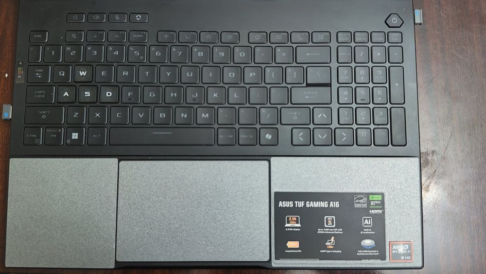 Asus tuf A16 Ryzen 9 ai 370hx with RTX 4060 115+25 w boost . 1tb/32gb