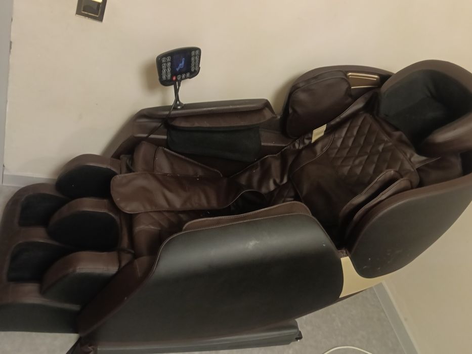 Массажное кресло