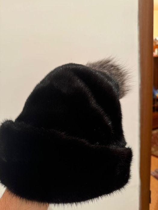 Продам женский норковый шапка