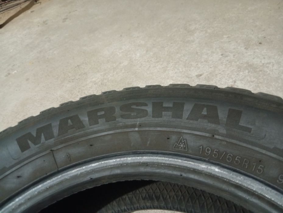 зимние шины Marshall б/у в хорошем состоянии, 195/15/60