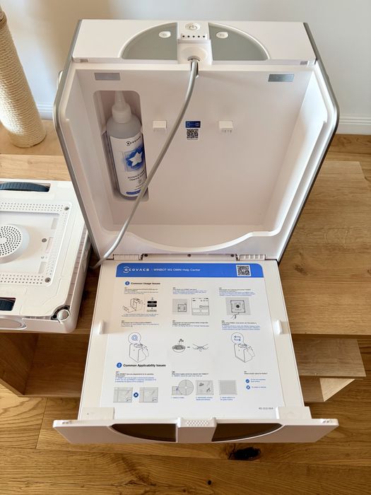 Robot curatare geamuri Ecovacs WINBOT W2 Omni