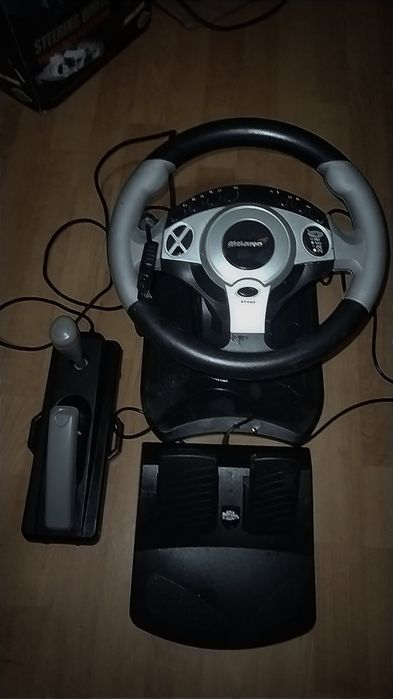 Conzol xbox si myria si mclaren volan