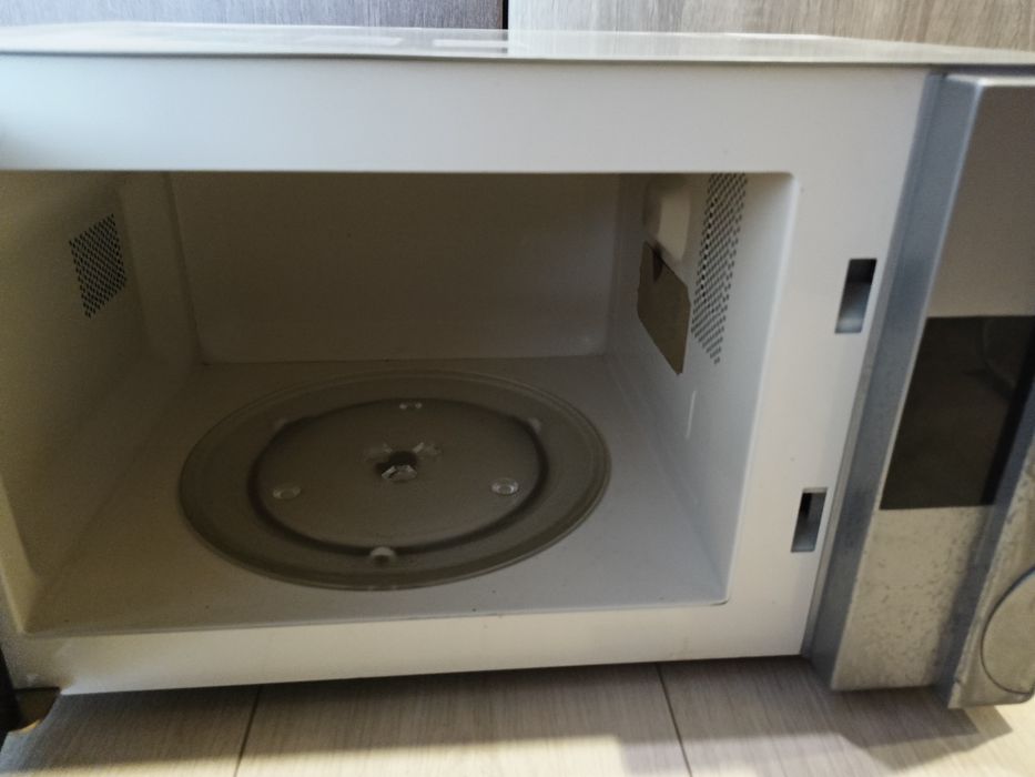 Микроволновая печь