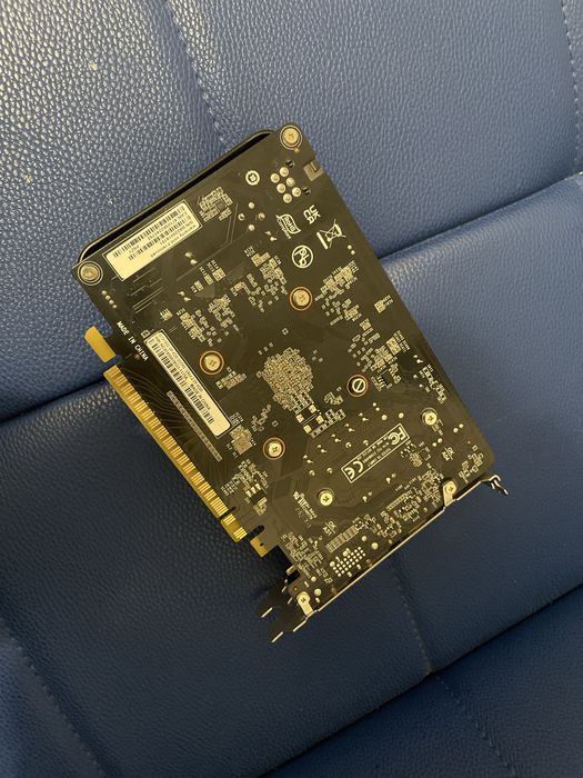 Видеокарта Palit GTX1650 - 4Gb