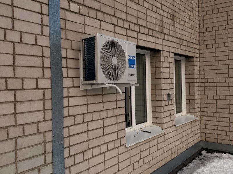 Установка кондиционеров.