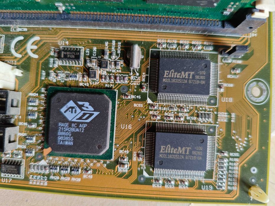 Ретро компютърен комплект