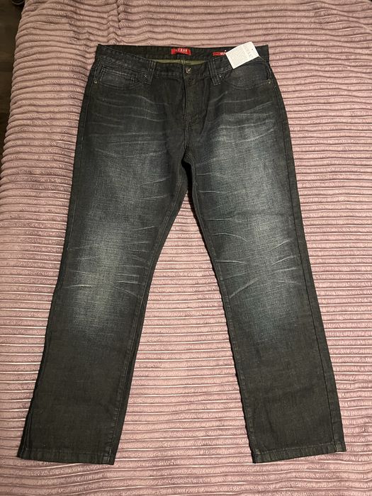 Мъжки дънки на Guess