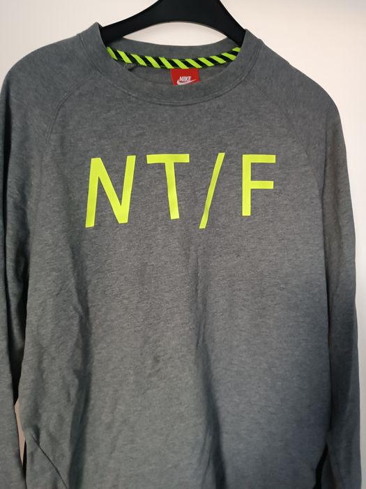 Nike L размер дамска