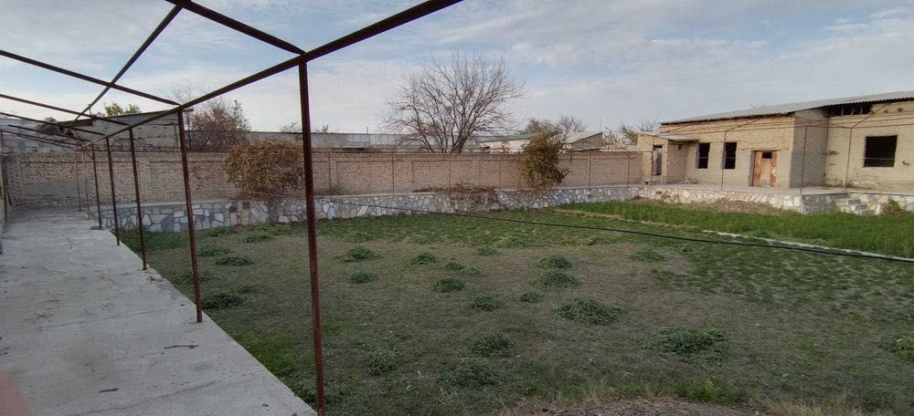 Uchastka sotiladi 17 sotix