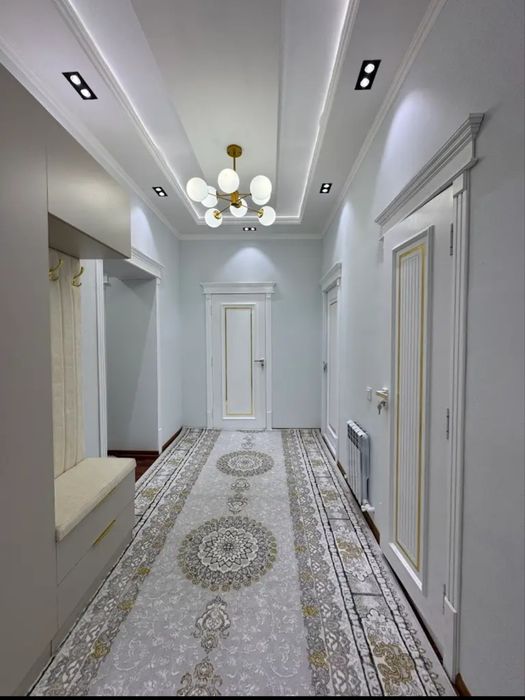 ПАРК янда янги домда квартира сотилади.