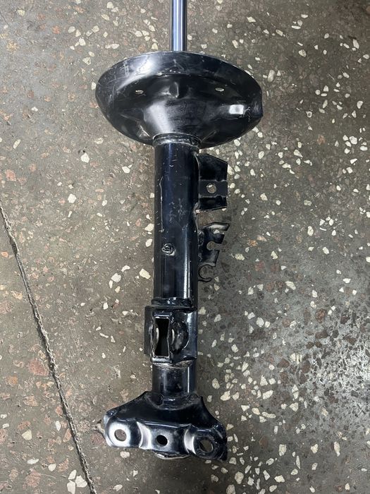 Стойка, амортизатор передний бмв 318, е36