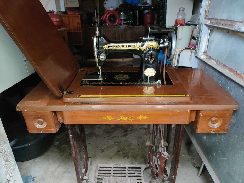 Крачна Шевна машина