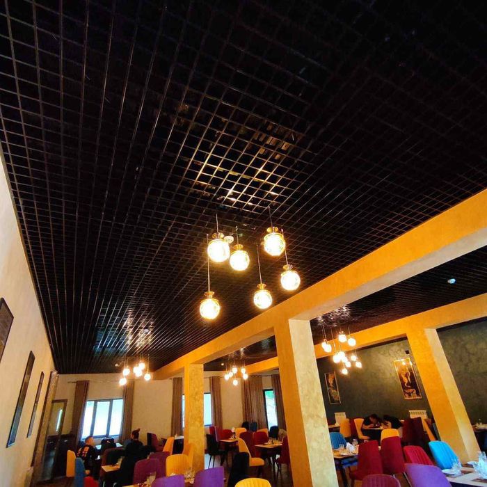 Armstrong reyichniy grilyato Грильято армстронг реечный 3