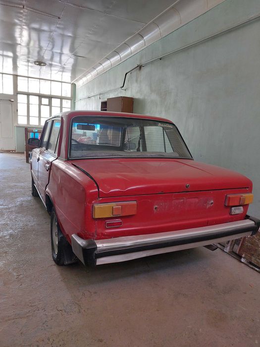 Автомобиль ваз 2101