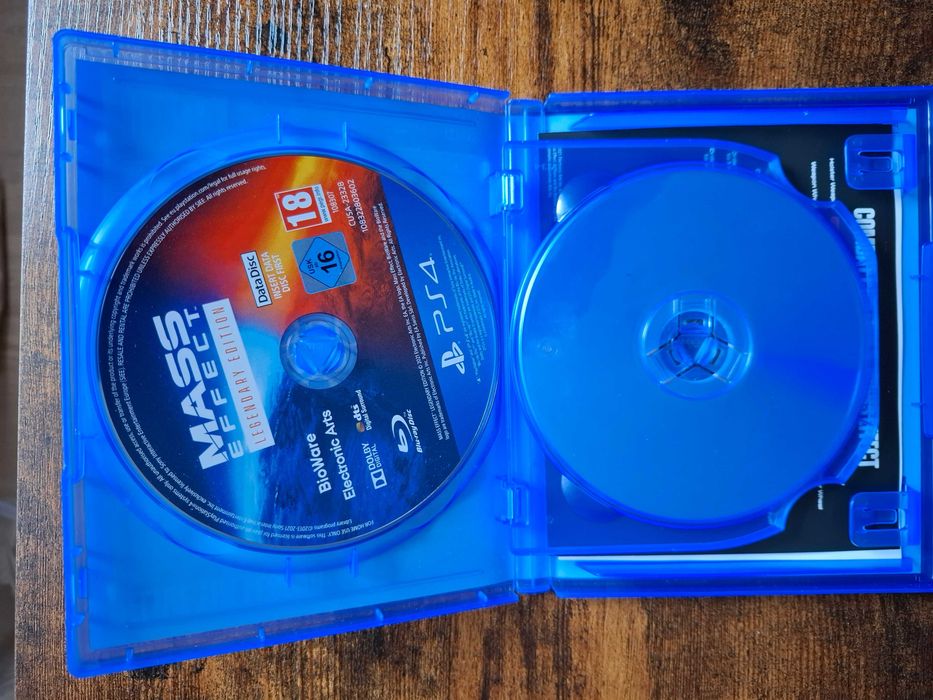 Joc Mass Effect Legendary Edition pentru Playstation 4 PS4