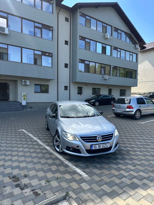 VOLKSWAGEN Passat CC
