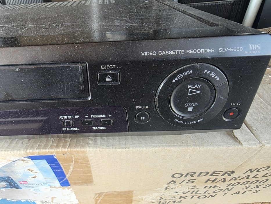 Vand 2 video marca Sony