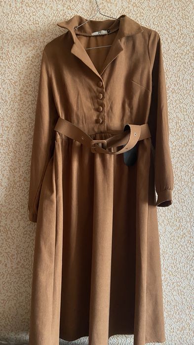 Платья женские .