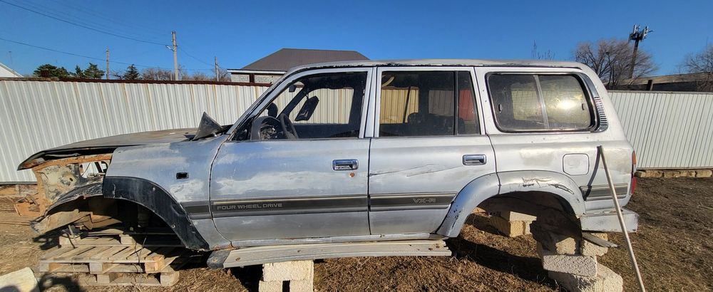 Тайота ланд крузер