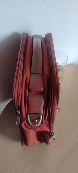 Geanta Samsonite impecabila