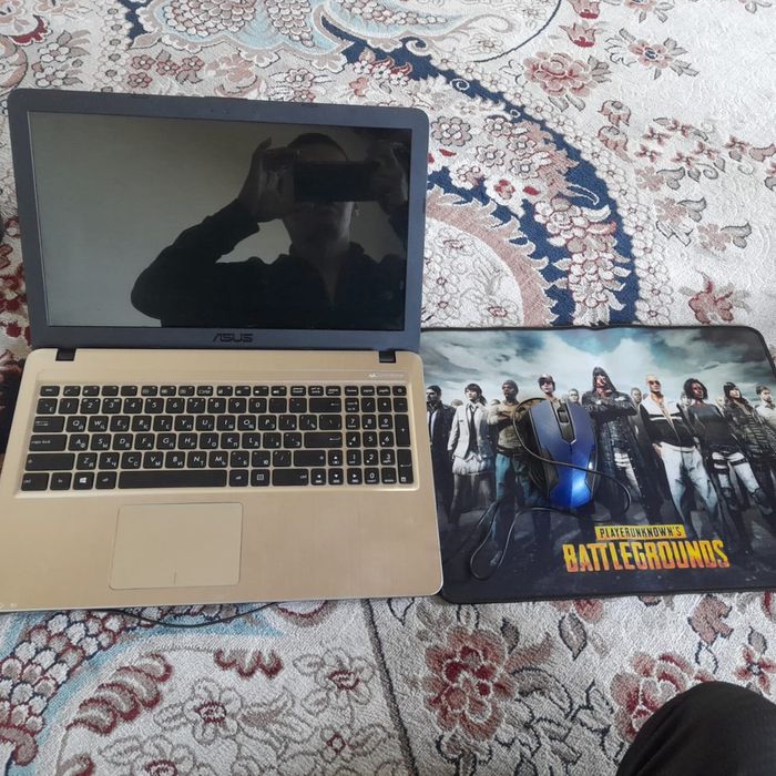 ноутбук  хороший сост