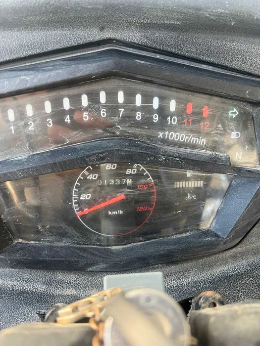 Лочин moto 2000 кг 300