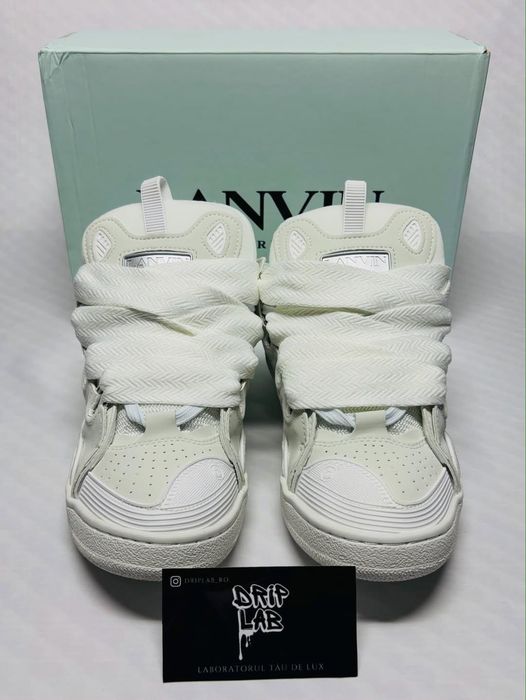 Lanvin curb albi