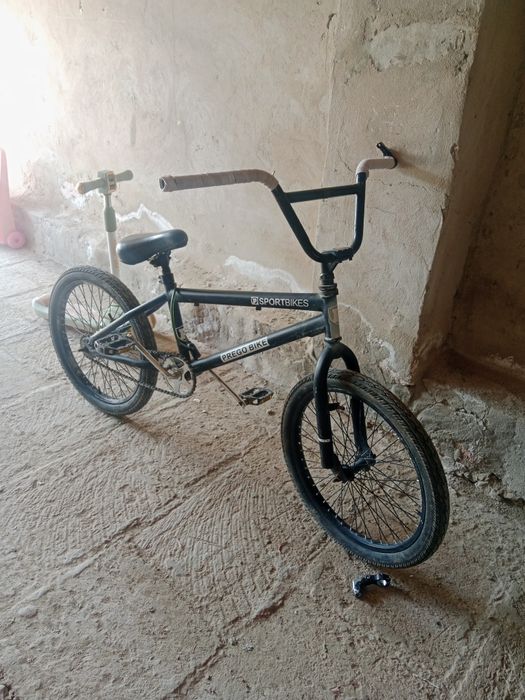 Bmx вилосипет плюс подарка бар