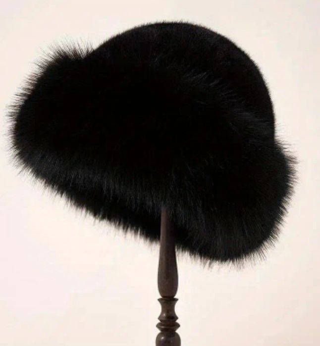 Зимни шапки, чисто нови