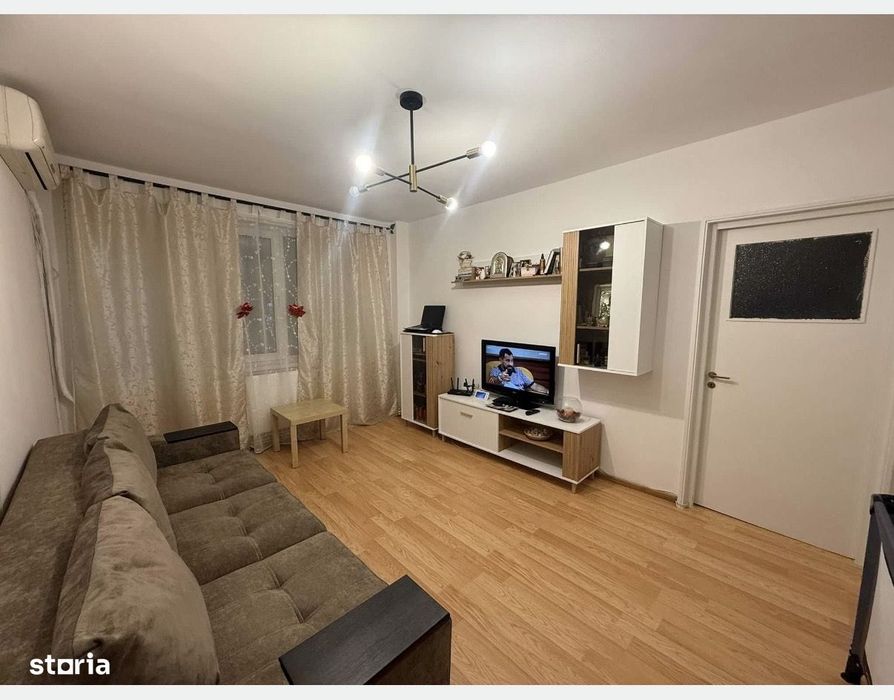 Apartament de închiriat cu 3 camere în zona Hipodrom