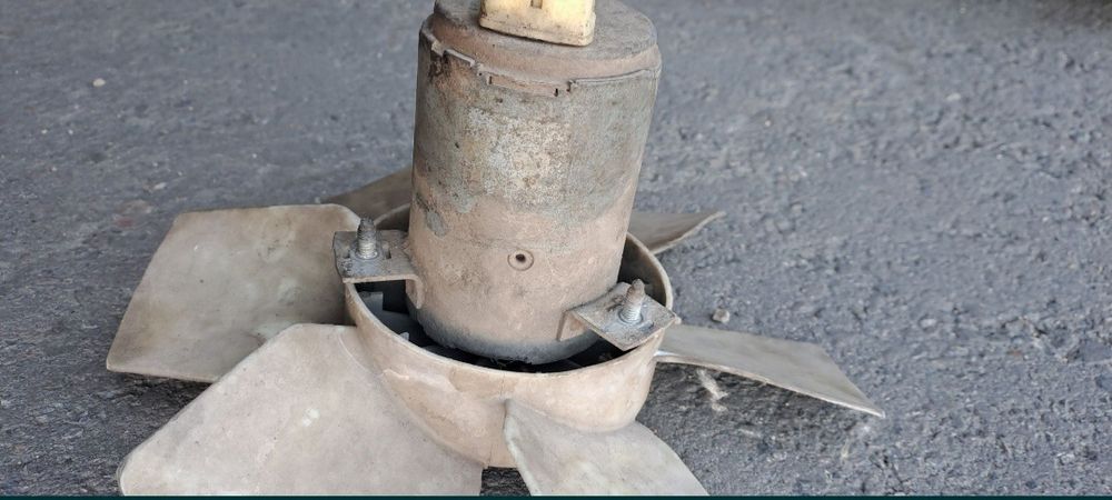 Суппорт цафа кулачок вентелятор Ауди 80 б4