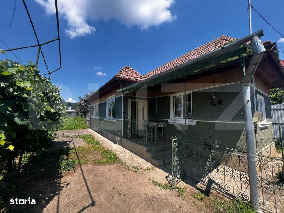 Casa individuala, 74 mp, teren 935 mp, zona Sancraiu de Mures
