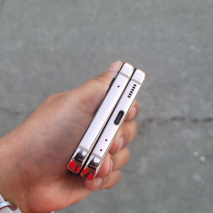 Samsung Z flip 4 256gb