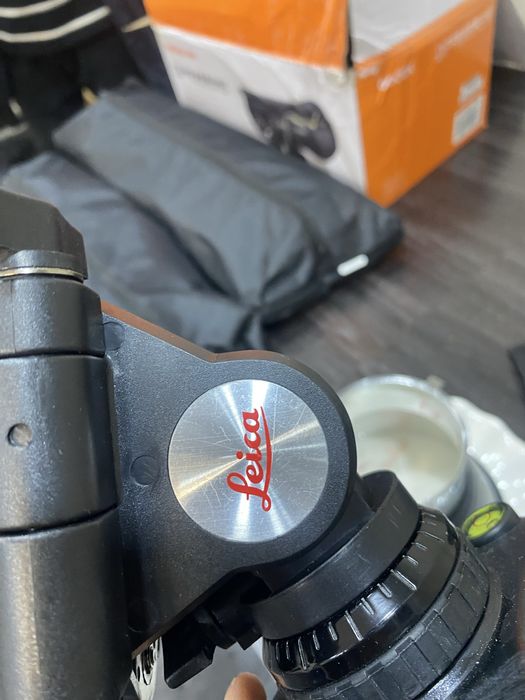 Штатив Leica TRI 100