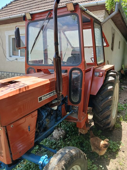Tractor u445 cu 2 manete