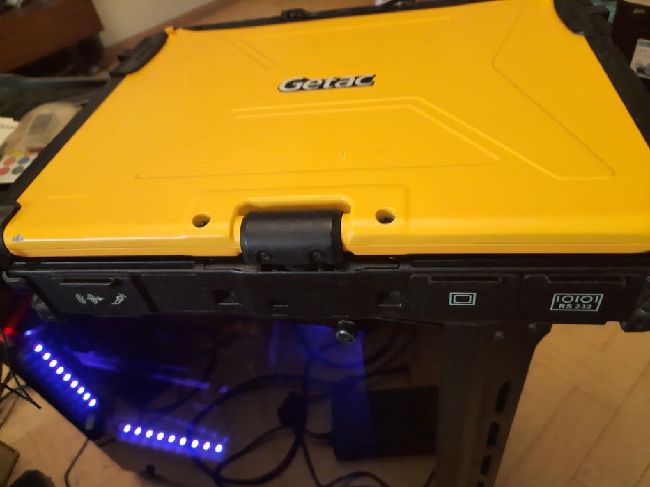 Брониран лаптоп Getac V100