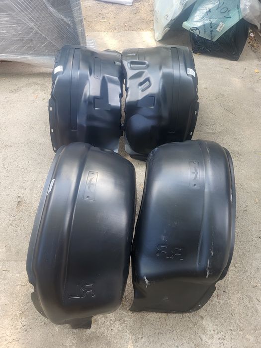 Подкрыльники Lexus Lx 570