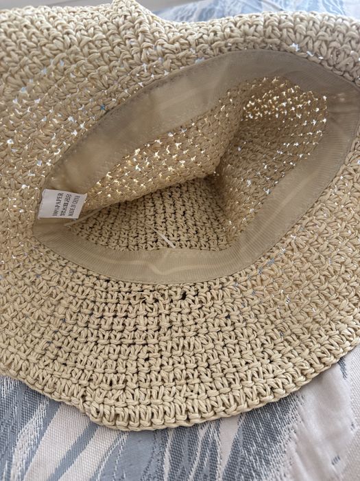 Продам рисовую шляпу