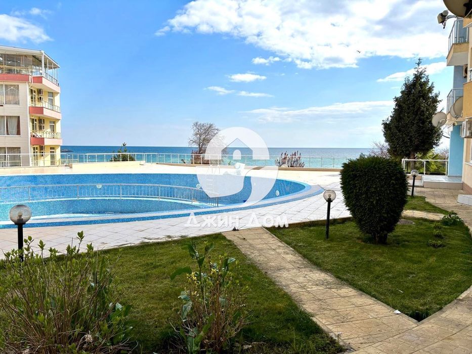 Продава се Двустаен апартамент в Свети Влас - 80 кв.м за 1375 €/кв.м - Снимка #12