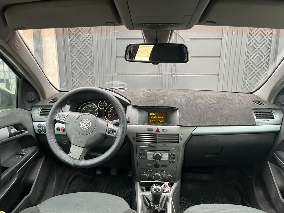 Opel Astra H 2005года
