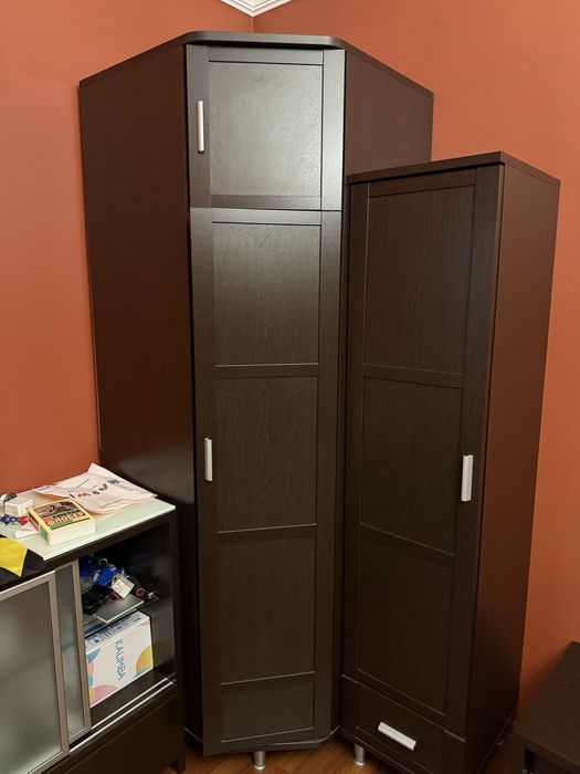 Угловой шкаф + тумбочка в идеальном состоянии