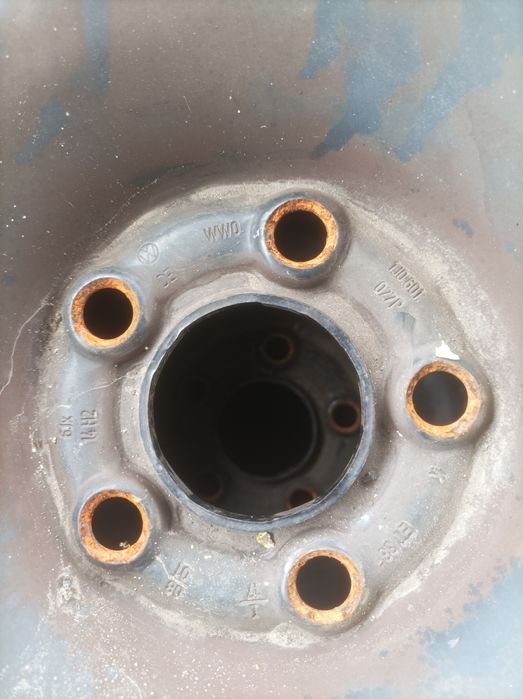 Перфектни гуми с джанти 4 бр