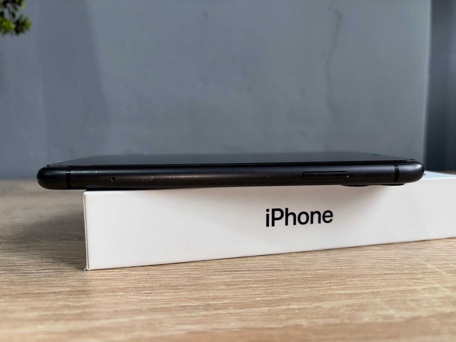 iPhone 11 – 64GB, Батерия 88%