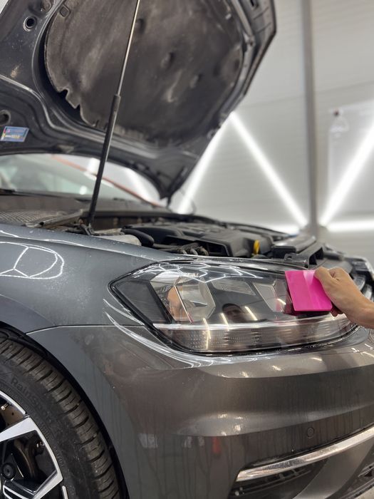 Затъмняване на стъкла, фолиране на цели автомобили