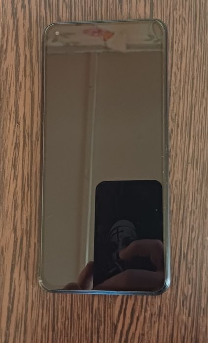 Продам xiaomi mi 11 lite в отличном состоянии 8 на 128 Snapdragon 732G