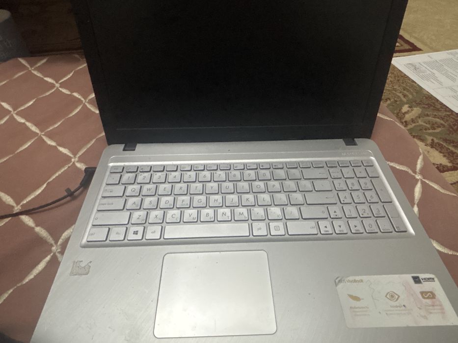 Ноутбук асус компания